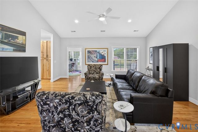 1850 Jeter Rd, Powhatan, VA 23139