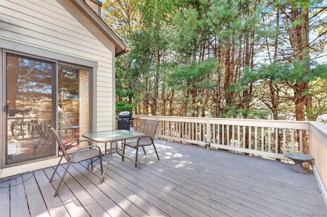 670 Heritage Hills B, Somers, NY 10589