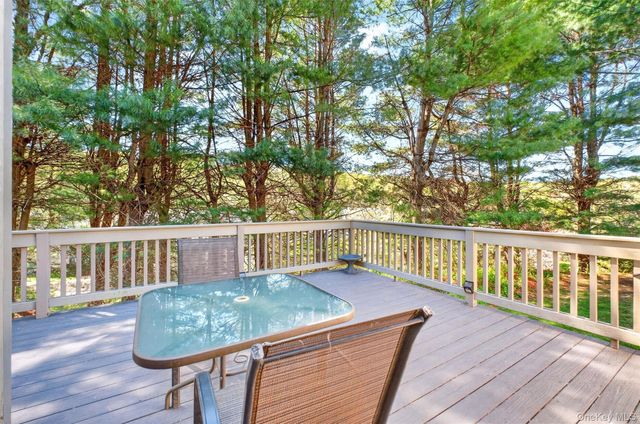 670 Heritage Hills B, Somers, NY 10589