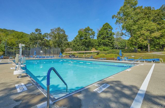 670 Heritage Hills B, Somers, NY 10589