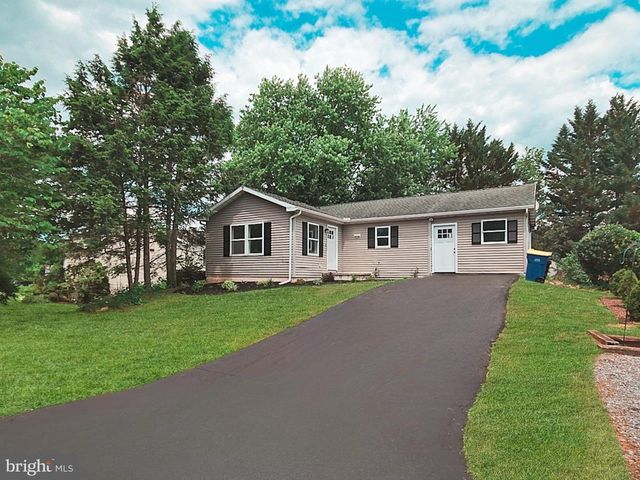 55 SHAWNEE TRL, York Haven, PA 17370