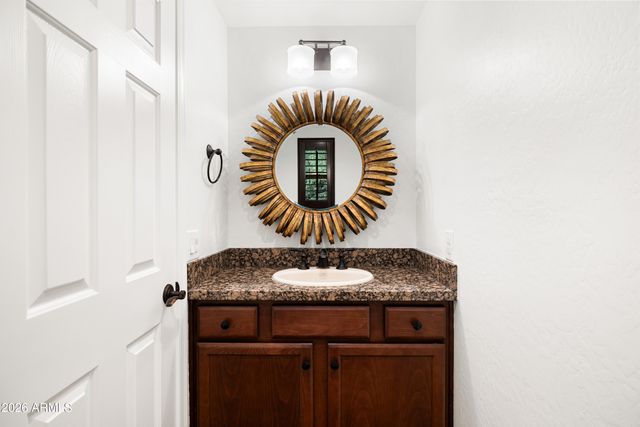 3935 E ROUGH RIDER Road 1240, Phoenix, AZ 85050