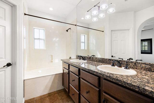 3935 E ROUGH RIDER Road 1240, Phoenix, AZ 85050