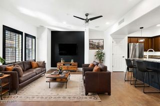 3935 E ROUGH RIDER Road 1240, Phoenix, AZ 85050