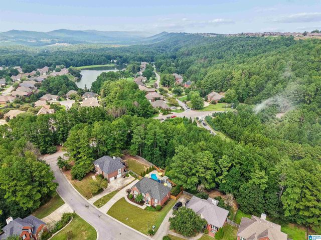 109 BROADMOOR LANE, Alabaster, AL 35007