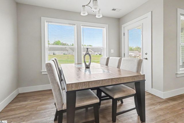 91 Sunrise Road, Spartanburg, SC 29302