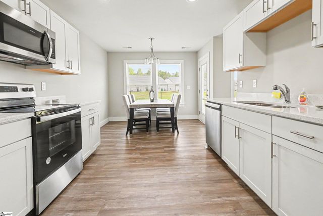 91 Sunrise Road, Spartanburg, SC 29302