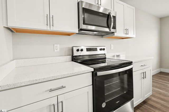91 Sunrise Road, Spartanburg, SC 29302