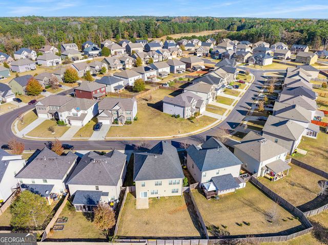 300 Palm Springs Circle, Fairburn, GA 30213