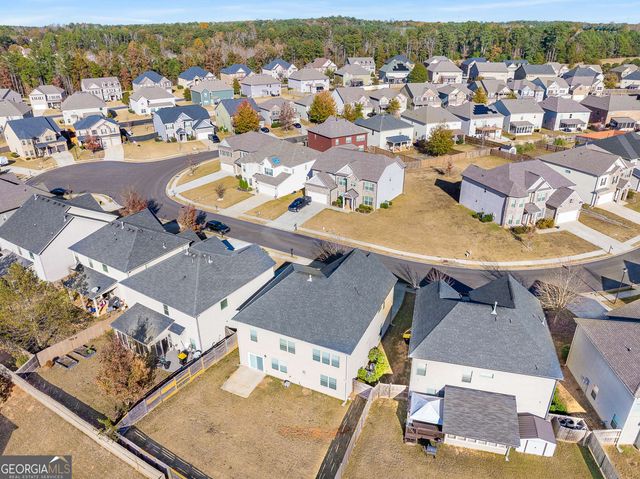 300 Palm Springs Circle, Fairburn, GA 30213