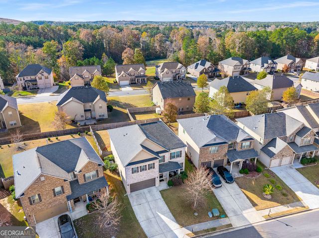 300 Palm Springs Circle, Fairburn, GA 30213