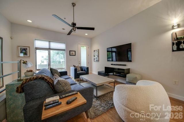 322 Viburnum Way Court, Charlotte, NC 28208