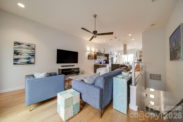 322 Viburnum Way Court, Charlotte, NC 28208