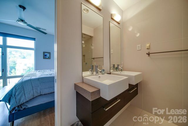 322 Viburnum Way Court, Charlotte, NC 28208