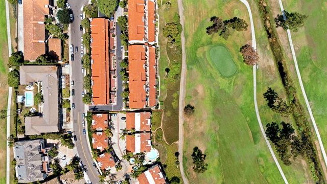 2510 Navarra 505, Carlsbad, CA 92009