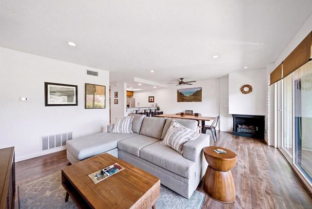 2510 Navarra 505, Carlsbad, CA 92009