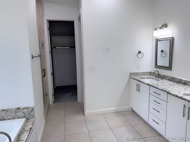 8307 S Allegheny Drive, Tulsa, OK 74137