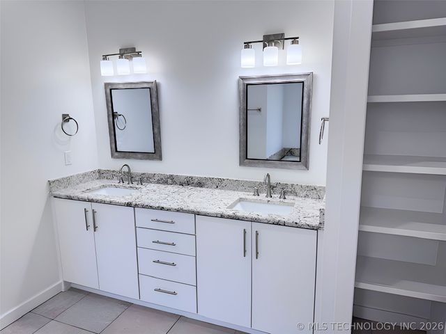 8307 S Allegheny Drive, Tulsa, OK 74137