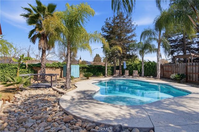1896 Catalina Court, Atwater, CA 95301