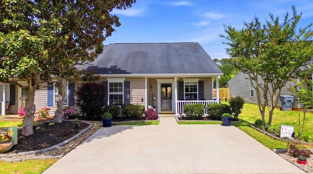 502 W Calhoun Crossing Court, Spartanburg, SC 29307