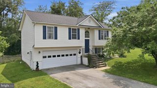 19 HARE CT, Ranson, WV 25438