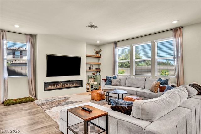 8186 Guadiano Avenue, Las Vegas, NV 89113