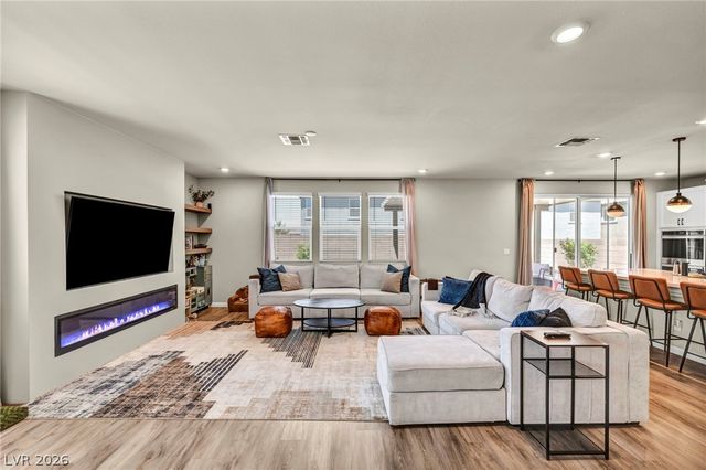 8186 Guadiano Avenue, Las Vegas, NV 89113