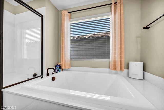 8186 Guadiano Avenue, Las Vegas, NV 89113