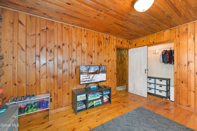 325 Belgrade Street, Schaghticoke, NY 12182