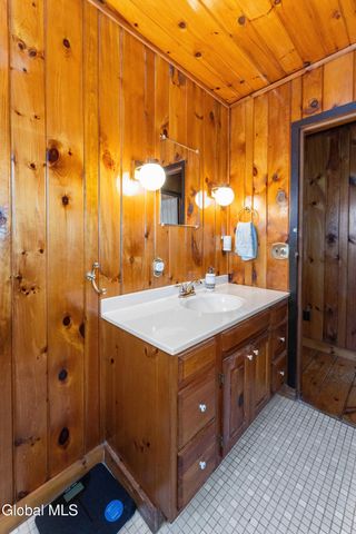 325 Belgrade Street, Schaghticoke, NY 12182