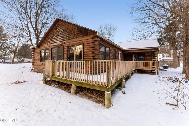 325 Belgrade Street, Schaghticoke, NY 12182