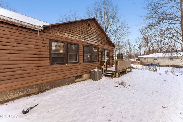 325 Belgrade Street, Schaghticoke, NY 12182