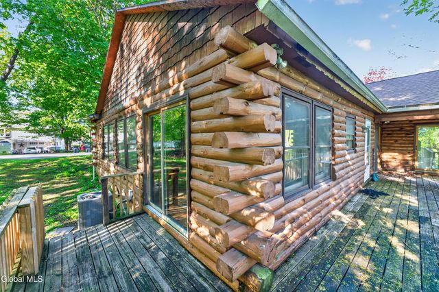 325 Belgrade Street, Schaghticoke, NY 12182