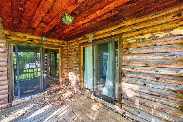 325 Belgrade Street, Schaghticoke, NY 12182