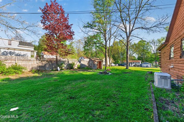 325 Belgrade Street, Schaghticoke, NY 12182