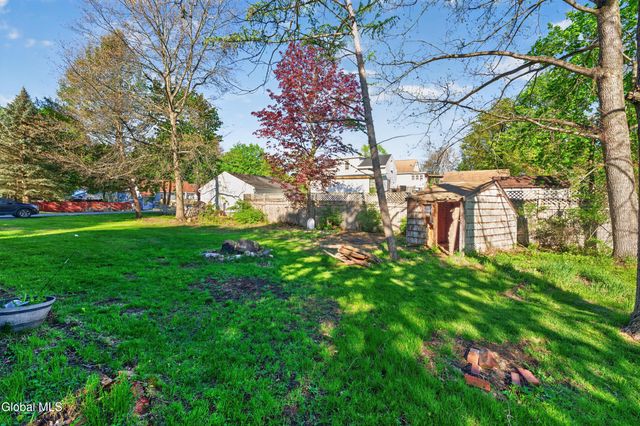325 Belgrade Street, Schaghticoke, NY 12182