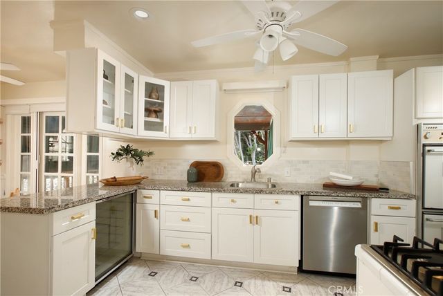 940 E Stocker, Glendale, CA 91207
