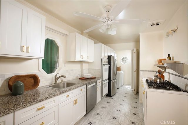 940 E Stocker, Glendale, CA 91207