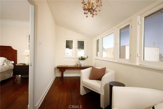 940 E Stocker, Glendale, CA 91207