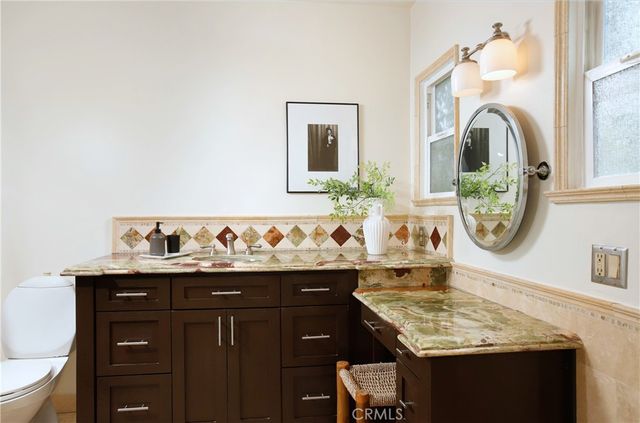 940 E Stocker, Glendale, CA 91207