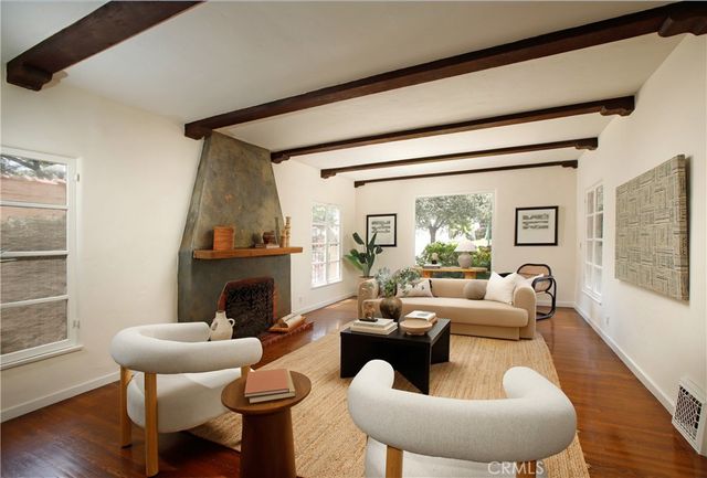 940 E Stocker, Glendale, CA 91207