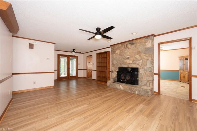 133 Carolina Avenue, Mocksville, NC 27028