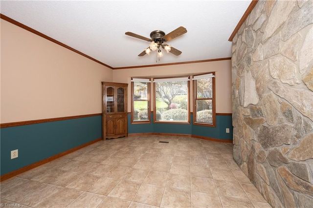 133 Carolina Avenue, Mocksville, NC 27028