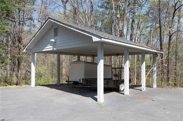 133 Carolina Avenue, Mocksville, NC 27028