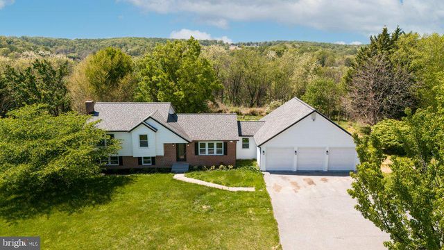3174 CARDINAL DR, Westminster, MD 21157