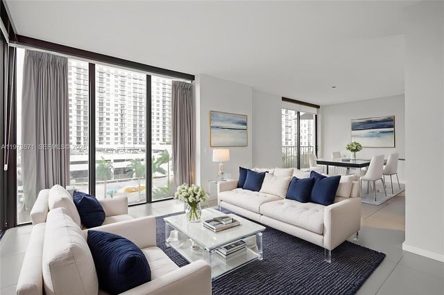 5252 NW 85th Ave 311, Doral, FL 33166