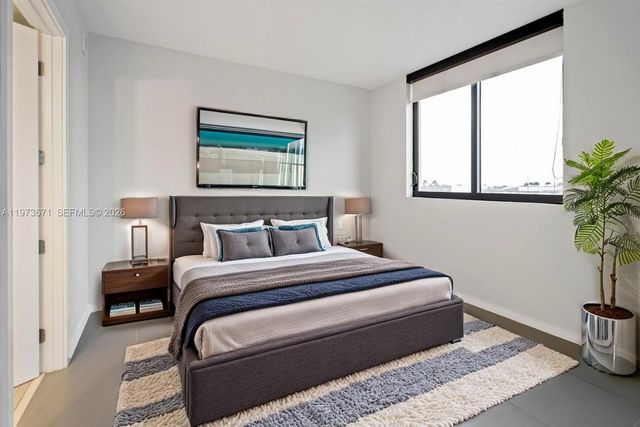 5252 NW 85th Ave 311, Doral, FL 33166