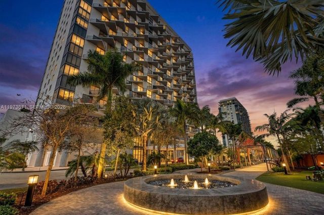 5252 NW 85th Ave 311, Doral, FL 33166