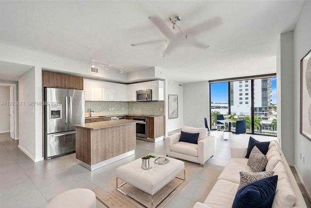 5252 NW 85th Ave 311, Doral, FL 33166