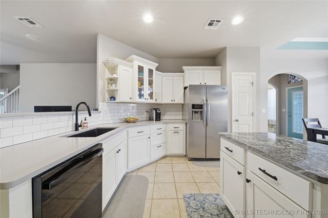 505 N Vine Street, Jenks, OK 74037